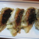 よし野 - 自家製餃子400円