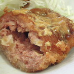 中央酒場 - 断面