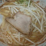 ラーメン 八龍 - 味噌ラーメン（税込750円）