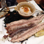 大戸屋 五反田東口駅前店 - 【料理】サンマの炭火焼き（'14）