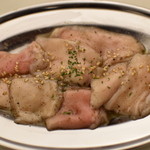 炭火焼ホルモン ぐるまんず - 