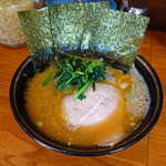 ラーメン末廣家（ラーメン640円 ※全てデフォルトです）