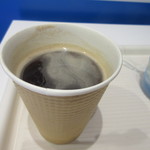 ヨゴリーノ - ホットコーヒーはヨゴリーノとセットで頼んだんで１００円。
