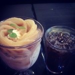 ソル カフェ - 桃のパフェ♡