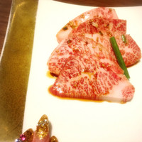 大同苑 一番町店 - カルビ一人前〜♡とにかく刺しとボリュームが凄い！そこらの焼肉はもう行けませんな♡