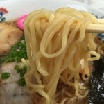 麺は独特のモチモチ食感