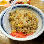 ８番らーめん - 2015年9月6日(日)　小さなBセット(小さな野菜らーめん(塩味)＋ミニ炒飯)788円のミニ炒飯