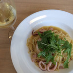 トゥットピアット - いかと水菜のパスタ
