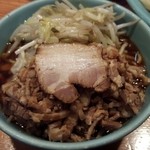 つけそば屋 麺楽 - 201509チャーシュー・野菜入り 特盛り￥1200 つけ汁