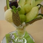 アオイ農園　ぶどうの木 - メロンパフェ♪