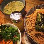 金星 - 濃厚鶏白湯つけめん