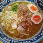 岩鷲 - 味玉にぼ味噌らーめん（￥850）