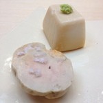 鮨十 - あん肝岩塩添えと豆腐味噌漬け。