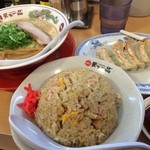 天下一品 太田店 - こってりラーメン+炒飯+餃子【料理】