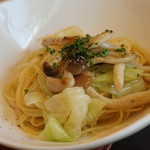 ニコ モンド - 選べるパスタ　ペペロンチーノ　ランチ1580円（税別）『2015.9月再訪』