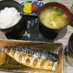 ICHI  - 鯖塩焼白飯味噌汁漬物〆絶品