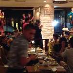 Restaurant & Lounge MAIN - サプライズのお祝いもやってました。