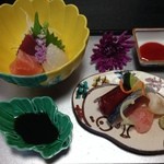 つる幸 - 造り2種：梅醤油とお造り醤油で