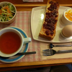 あおくまカフェ - モーニングセット（季節のフレーバーティー：フレッシュベリー）