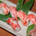 北海道料理蟹専門店 たらば屋 - 生たらば蟹握り寿司
