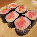 すゝき野 鮨金 - とろたく巻き