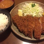 とんかつ丸一 - ロースかつ定食