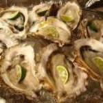Live oysters with shells, 2 types from all over Japan