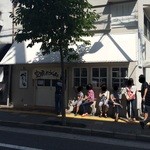 空飛ぶうどん やまぶき家 - しっかり行列　※2015年9月