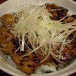 立呑 えびすけ - 豚丼(並)。アップ。