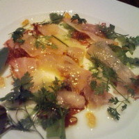 イゾラ スメラルダ - 魚介のカルパッチョ