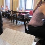 DEMEL - 内観　メニュー