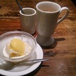 グルガオン - マサラチャイとマンゴープリン