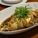 四川名物よだれ鶏 新広楼特製ラー油