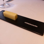 レストランディファランス - バターと塩