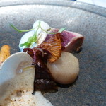 レストランディファランス - 鰹と豚と茸と里芋のアップ！