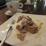 Kulu Kulu - ラムレーズンチーズケーキ、コーヒー