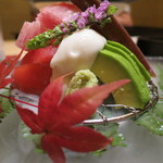 個室会席 北大路 虎ノ門茶寮 - さざ波大根・紅おくら・ビーツ・豆腐・醤油クリームチーズ、アボガド・湯葉刺し