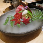 個室会席 北大路 虎ノ門茶寮 - さざ波大根・紅おくら・ビーツ・豆腐・醤油クリームチーズ、アボガド・湯葉刺し