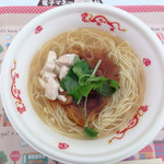 【オータムフェスト 北海道ラーメン祭り2015】
          旬菜 醤ラーメン煮干しスープに6種のきのこ
          600円
          【ezo6［我流麺舞 飛燕×まるはBEYOND×ほっぺ家×Q×雨は、やさしく×心繋］】