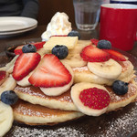 MOANA CAFE - フルーツミックスパンケーキ