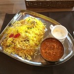 エパレット - マトソビリヤニ キーマカレー