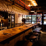 WINEHALL GLAMOUR - 