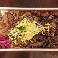 三嶋亭 本店 - 牛肉しぐれ弁当
