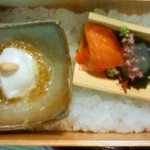 黒茶屋 - 勾玉豆腐