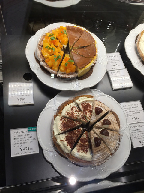 ケイクアンドカフェ コレット 三越店 Cake Cafe Collet 西４丁目 ケーキ 食べログ