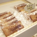 オリオリ - 新作のアーモンドになります。香ばしい香りと味が楽しめます。