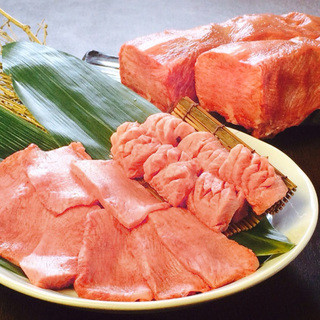 Enjoy reasonable and high-quality meat here in Sakai Higashi!