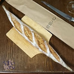 前田パン - 「バゲット・フランセーズ」　３２４円