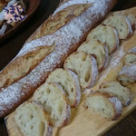 前田パン - 「バゲット・フランセーズ」　３２４円