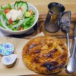 MEET PIE SET￥900 より『ミンス チーズ パイ』